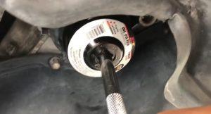 2011-toyota-camry-oil-change10