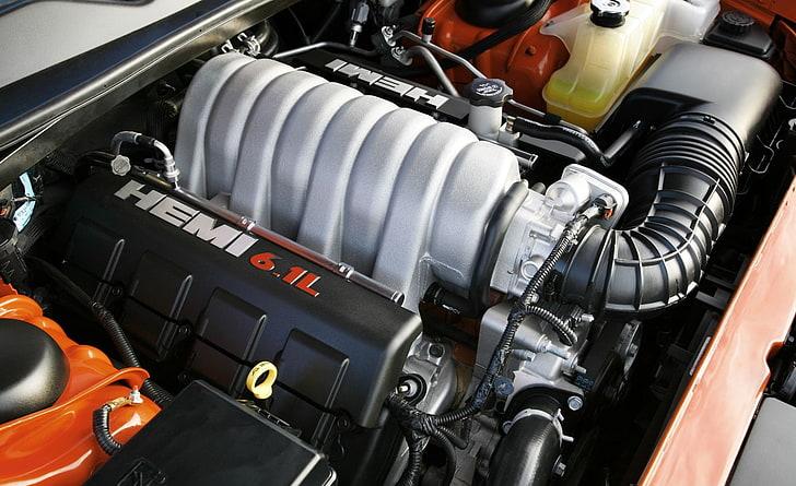 Chrysler 6.1 L Hemi Engine Review