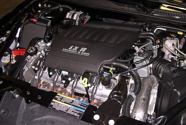 Chevy 5.3 L Vortec Engine